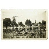 Deutscher Friedhof in russischem Dorf